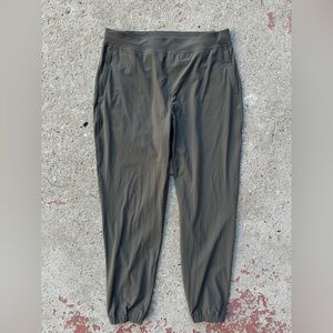 Lululemon License To Train High Rise Pants Sz 10 Athleisure Outdoor Jogger Run